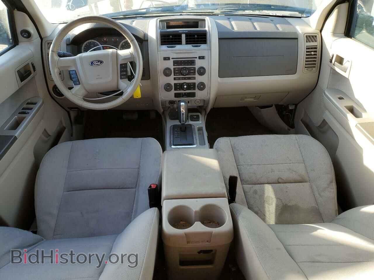 2011 FORD ESCAPE - VIN: 1FMCU4K35BKB58210 - Фото 8