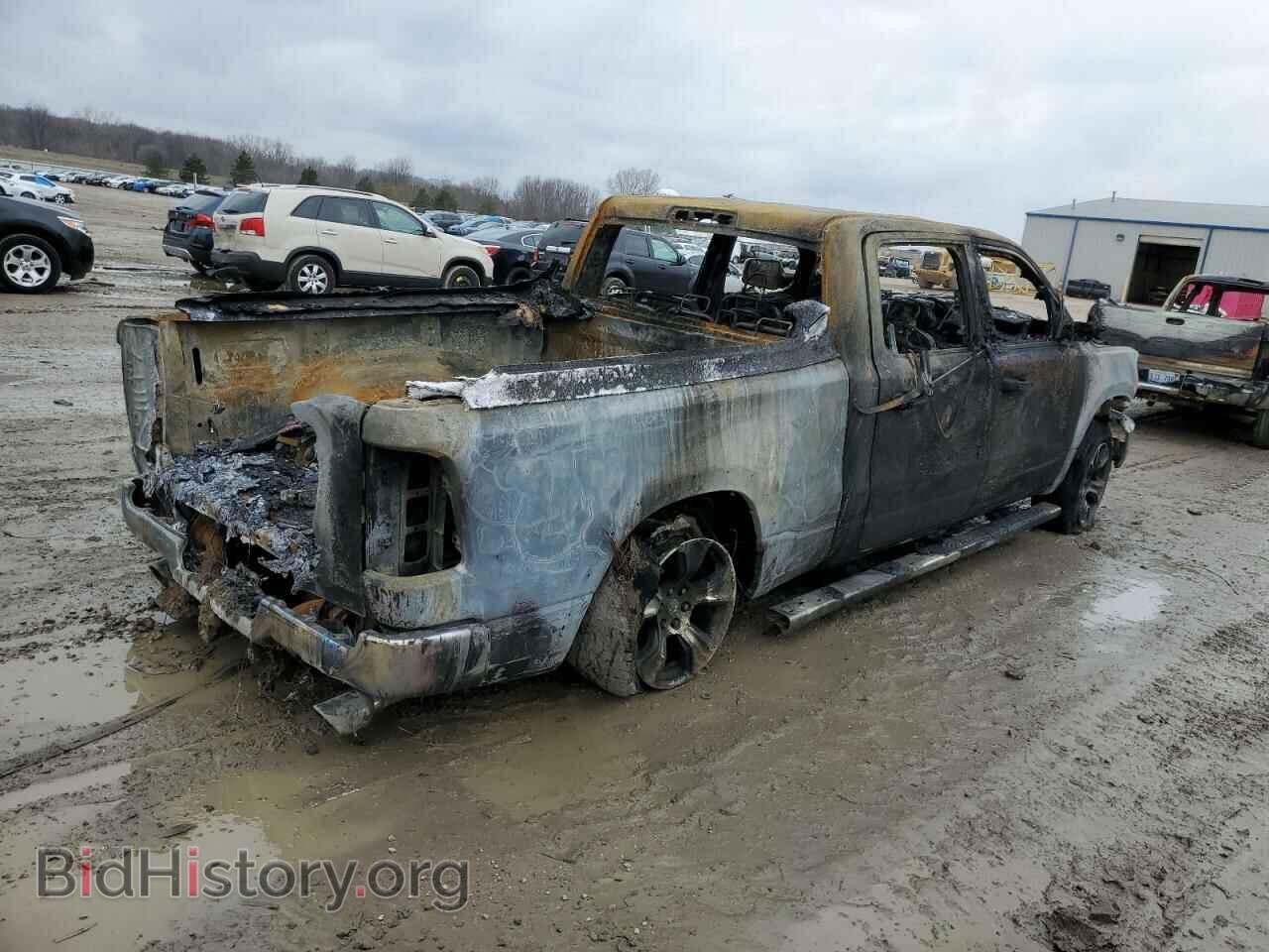 2021 RAM 1500 - VIN: 1C6SRFRT1MN555974 - Фото 3