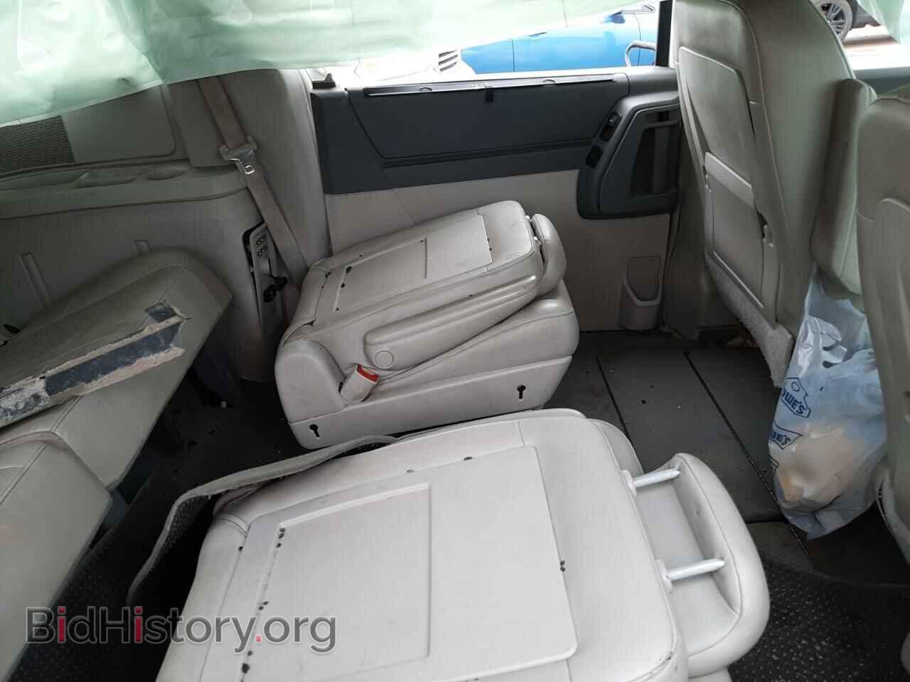 2008 CHRYSLER MINIVAN - VIN: 2A8HR54P28R710931 - Фото 6