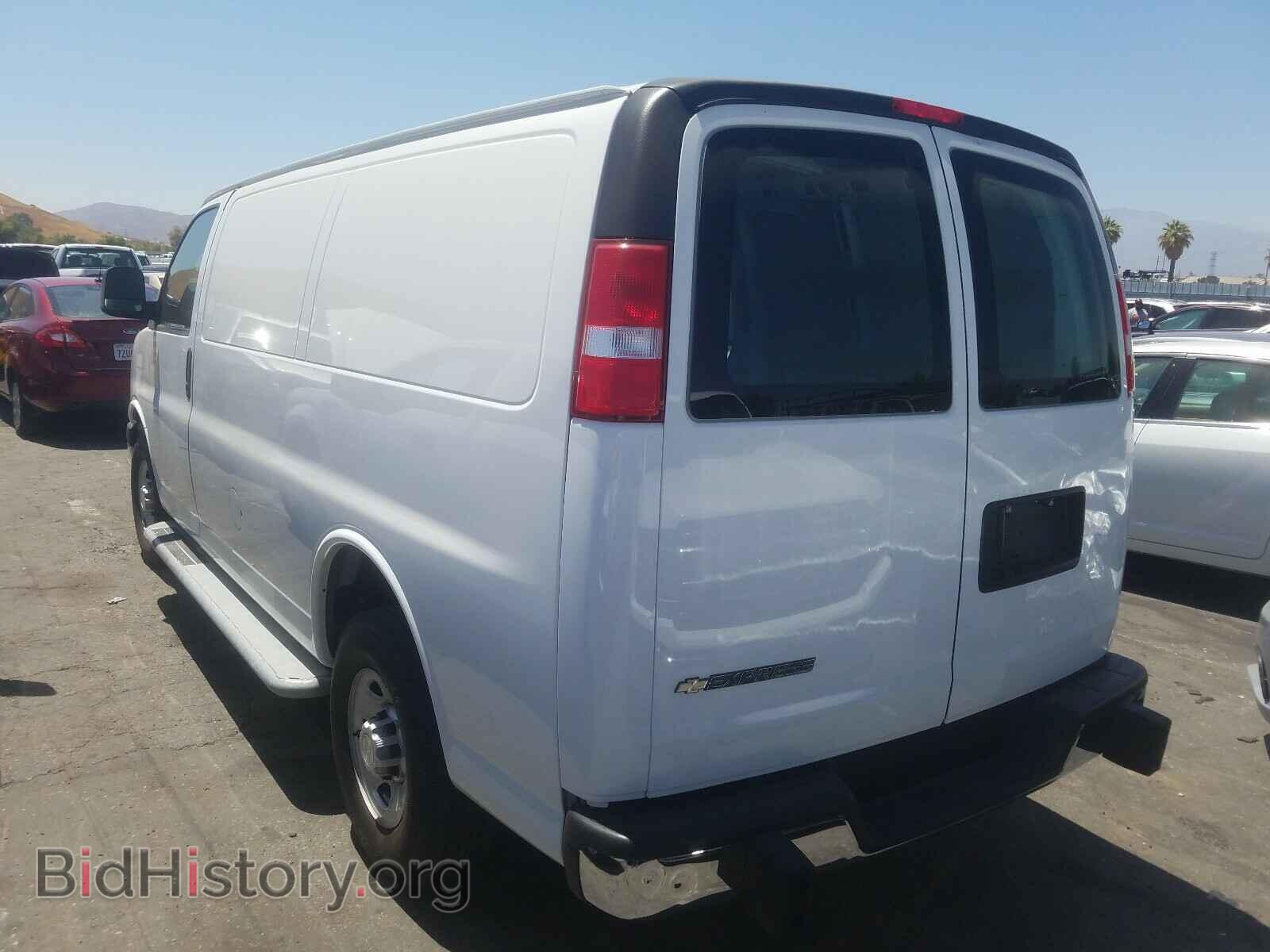 2019 CHEVROLET EXPRESS - VIN: 1GCWGAFG5K1287946 - Фото 3