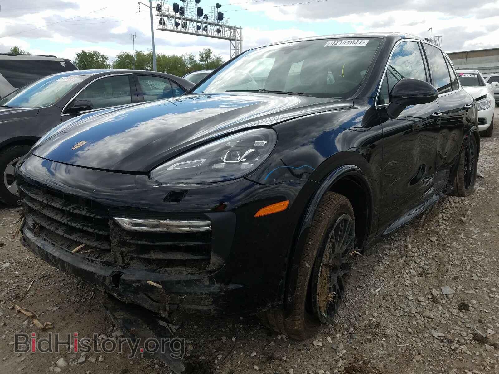 2016 PORSCHE CAYENNE - VIN: WP1AD2A29GLA77137 - Фото 2