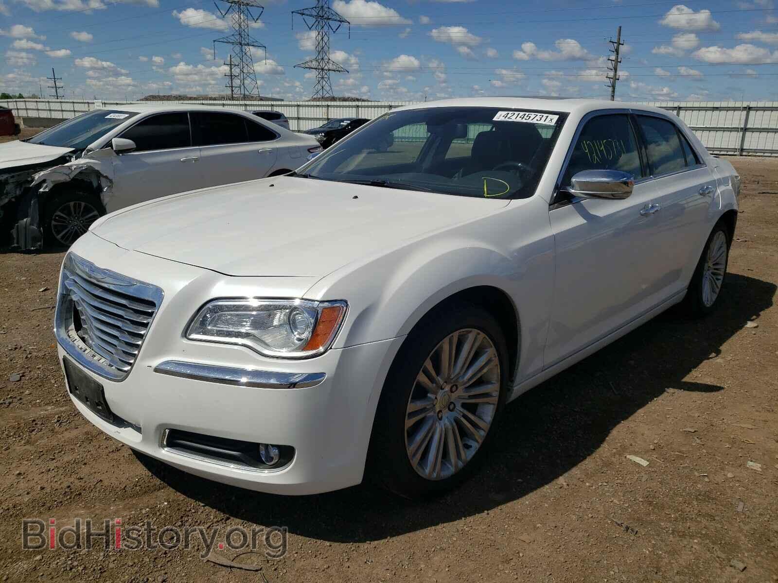 2012 CHRYSLER 300 - VIN: 2C3CCACG1CH139075 - Фото 2