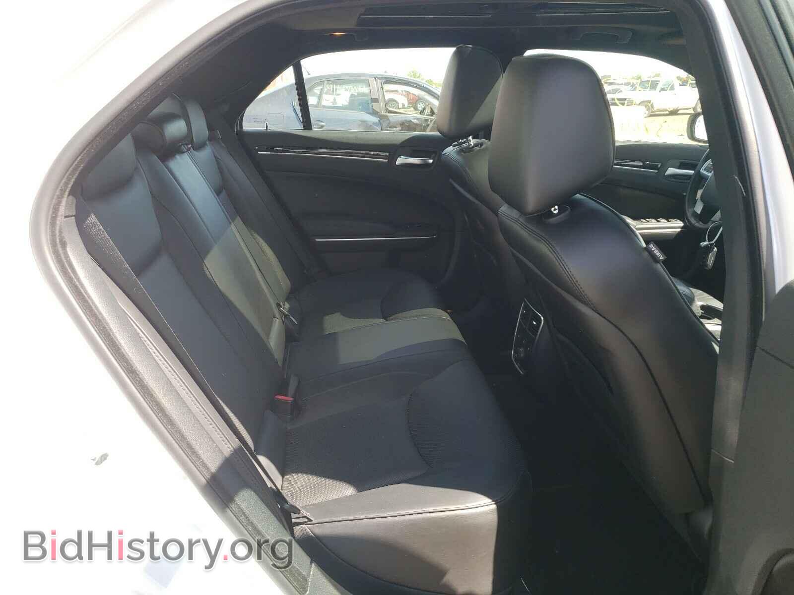 2012 CHRYSLER 300 - VIN: 2C3CCACG1CH139075 - Фото 6