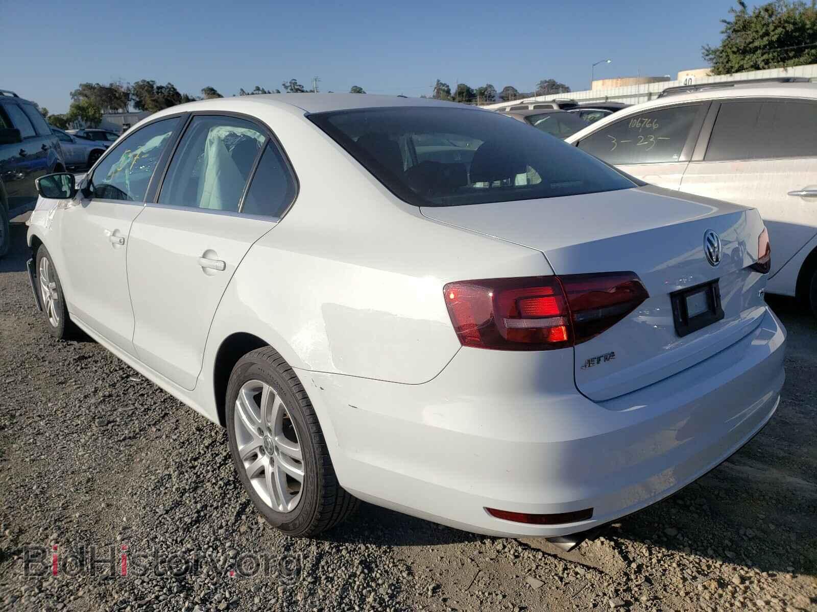 2017 VOLKSWAGEN JETTA - VIN: 3VW2B7AJ1HM363285 - Фото 3
