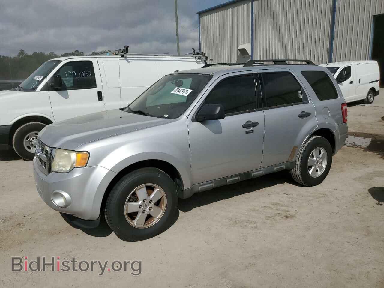 Фотография 1FMCU0DG9BKA60693 - FORD ESCAPE 2011