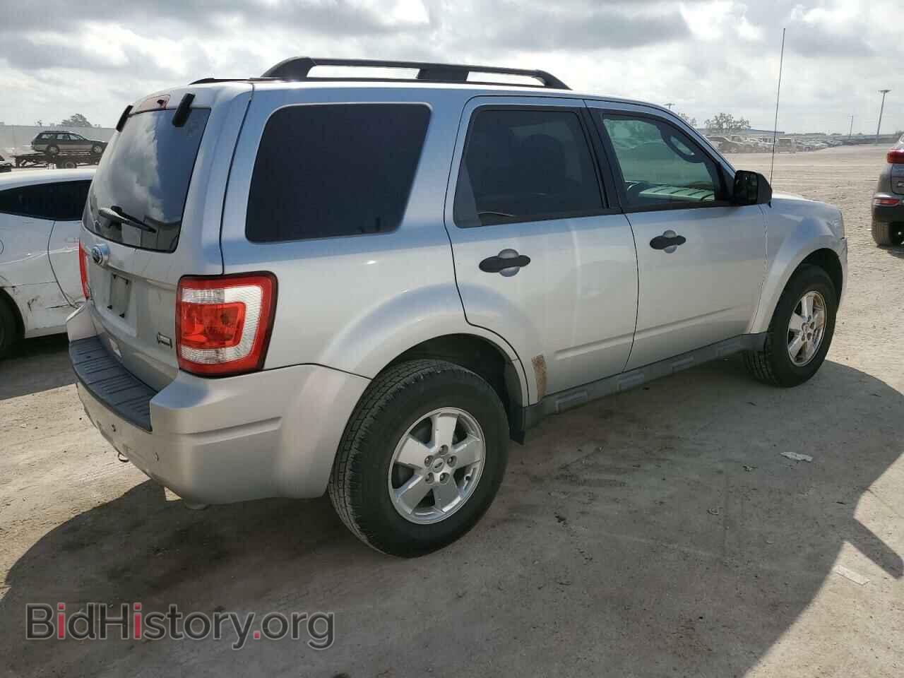 2011 FORD ESCAPE - VIN: 1FMCU0DG9BKA60693 - Фото 3