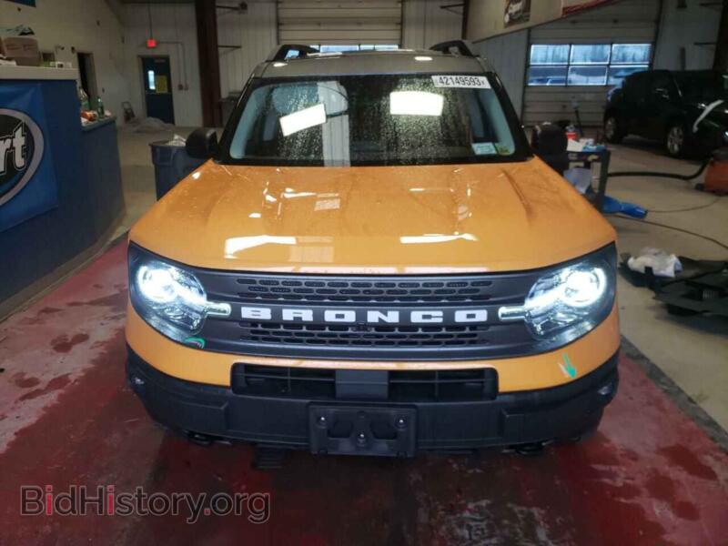 2021 Ford BRONCO (VIN 3FMCR9D90MRA70504) — фото 5 из 14