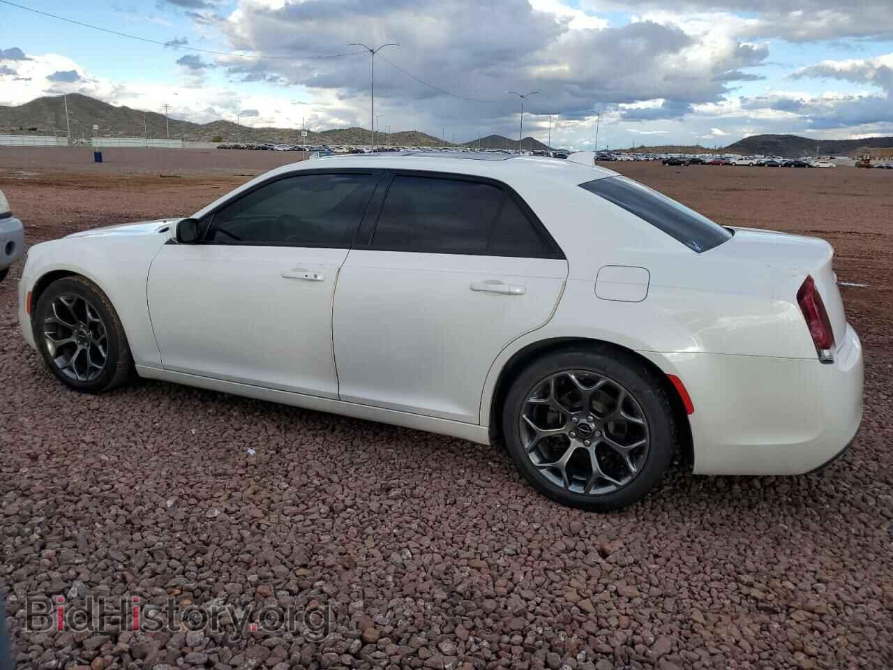 2015 CHRYSLER 300 - VIN: 2C3CCABG7FH867831 - Фото 2