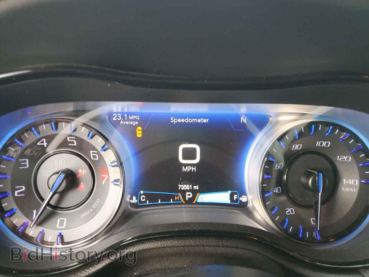2015 CHRYSLER 300 - VIN: 2C3CCABG7FH867831 - Фото 9