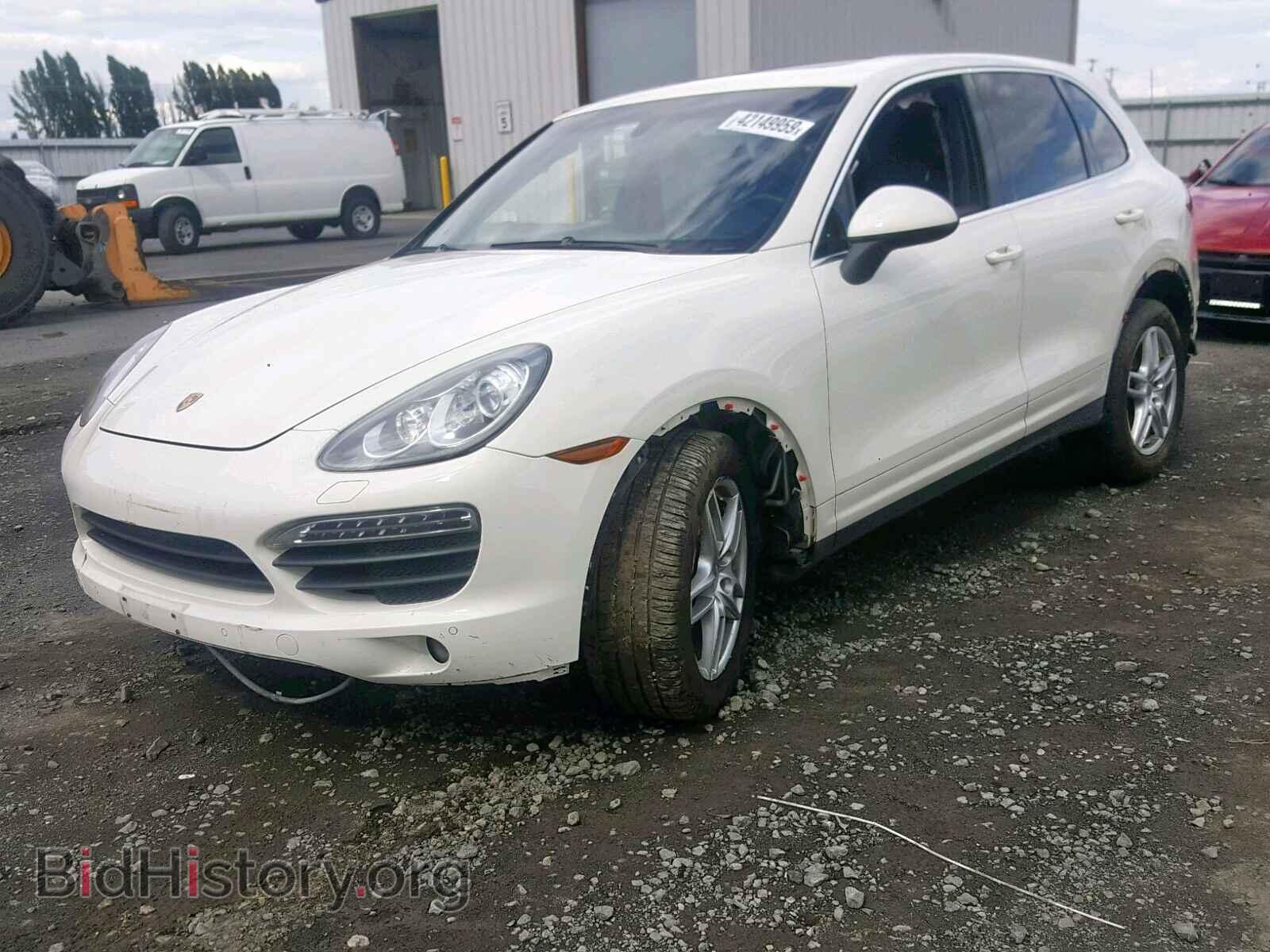 2011 PORSCHE CAYENNE S - VIN: WP1AB2A27BLA50131 - Фото 2