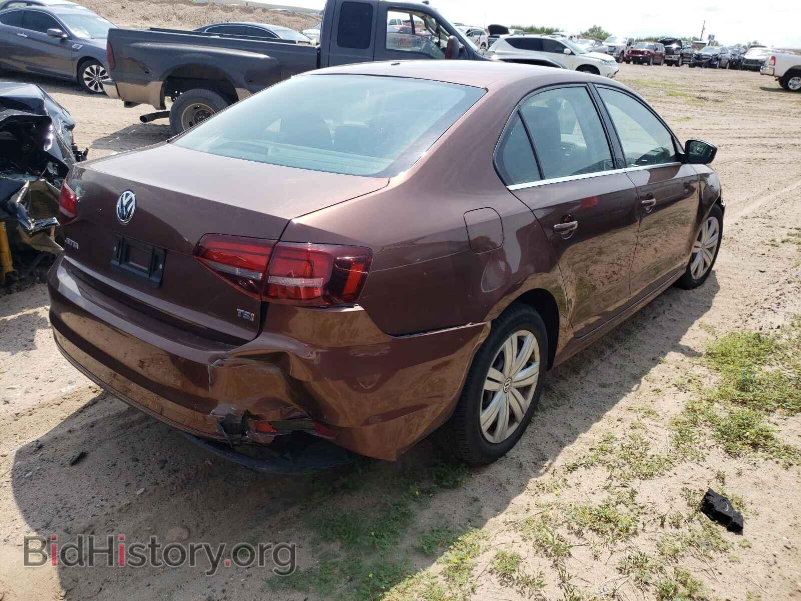 2017 VOLKSWAGEN JETTA - VIN: 3VW2B7AJ4HM352863 - Фото 4
