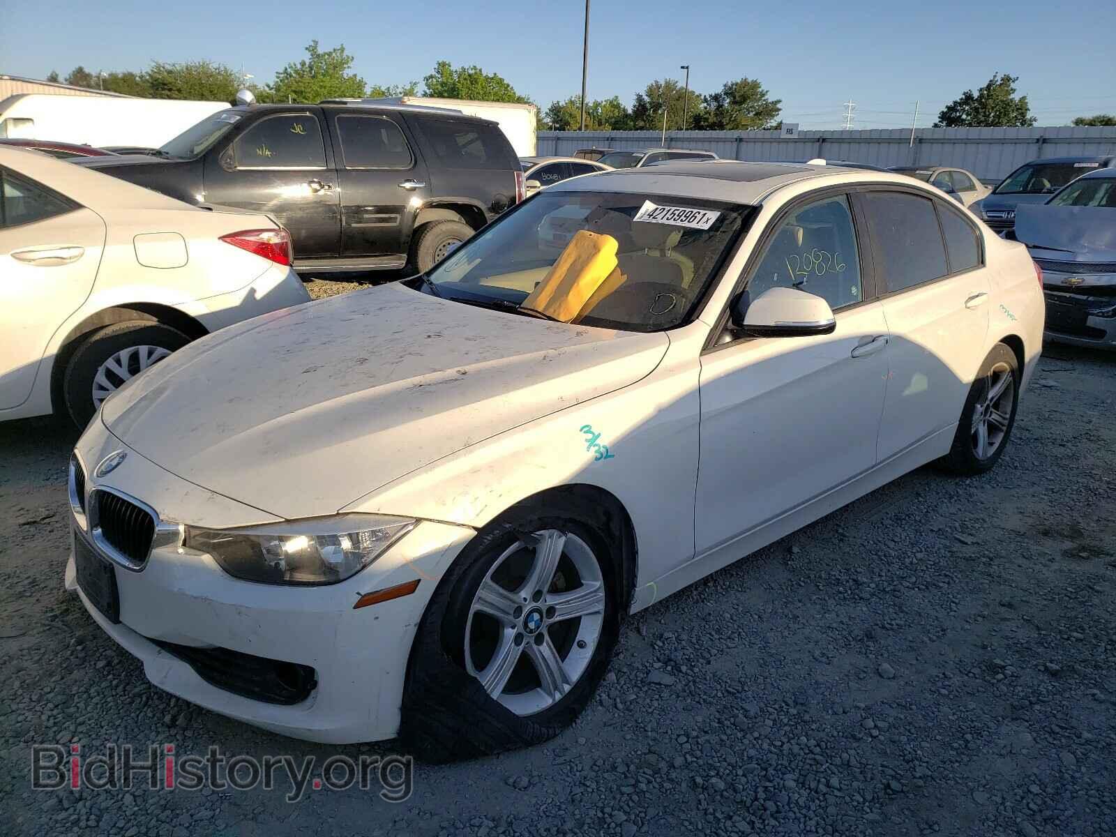 2012 BMW 3 SERIES - VIN: WBA3A5C59CF340759 - Фото 2