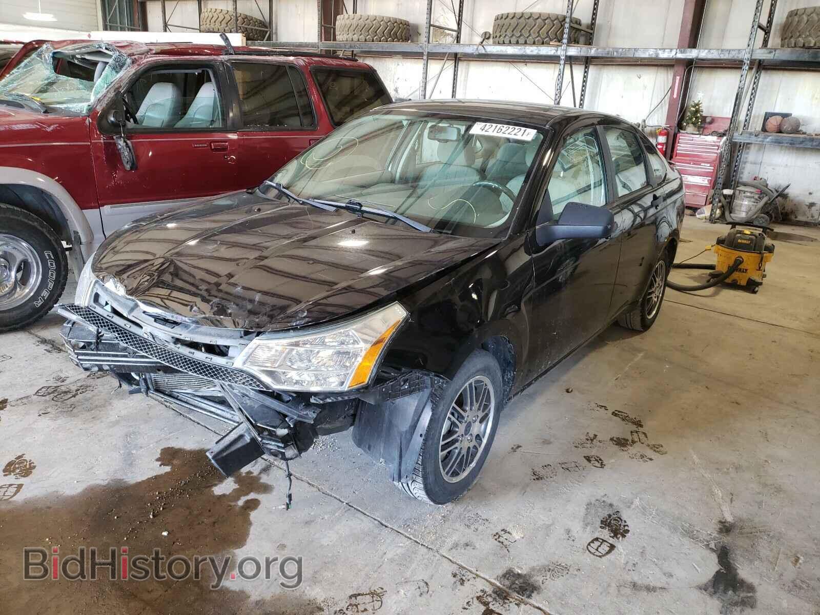 2011 FORD FOCUS - VIN: 1FAHP3FN2BW101565 - Photo 2