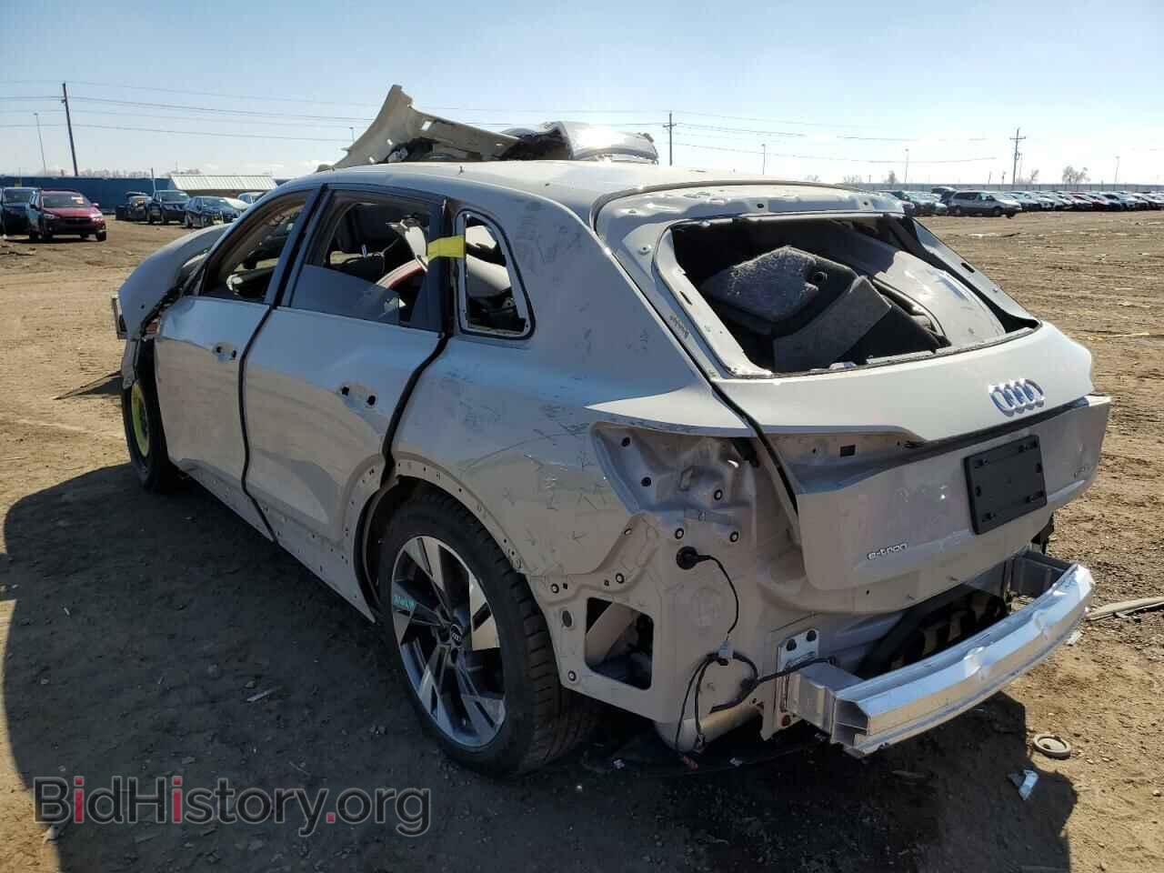 2021 AUDI E-TRON - VIN: WA1AAAGE2MB013264 - Photo 2