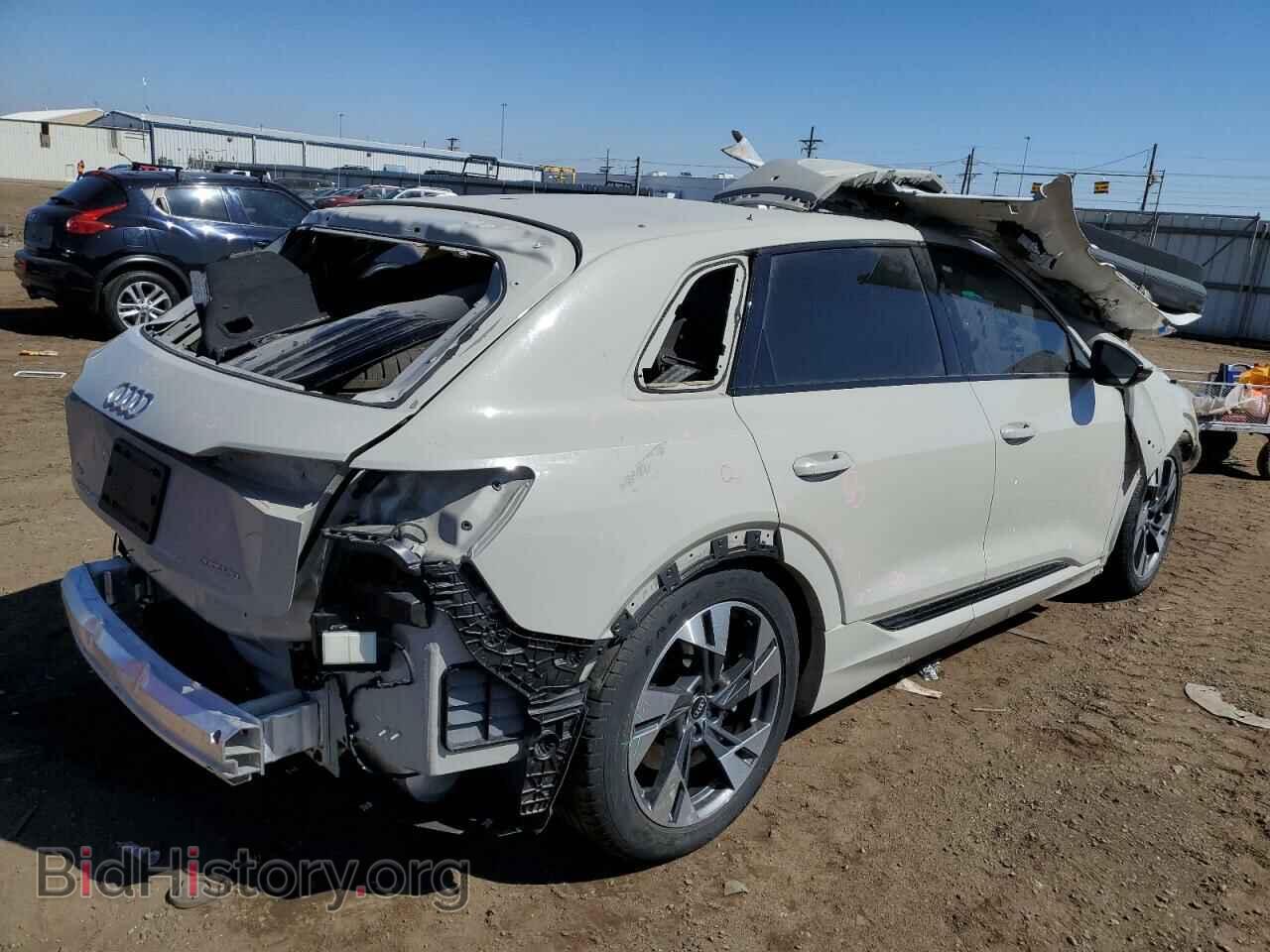 2021 AUDI E-TRON - VIN: WA1AAAGE2MB013264 - Photo 3