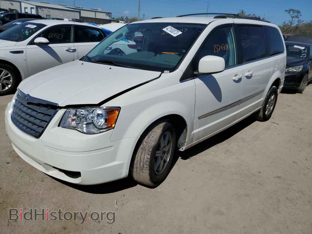 Photo 2A4RR5D13AR252713 - CHRYSLER MINIVAN 2010