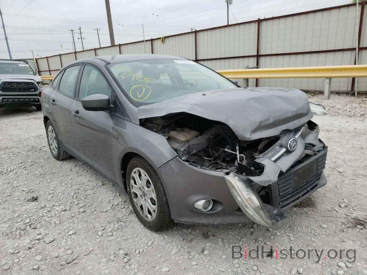 Photo 1FAHP3F24CL415159 - FORD FOCUS 2012