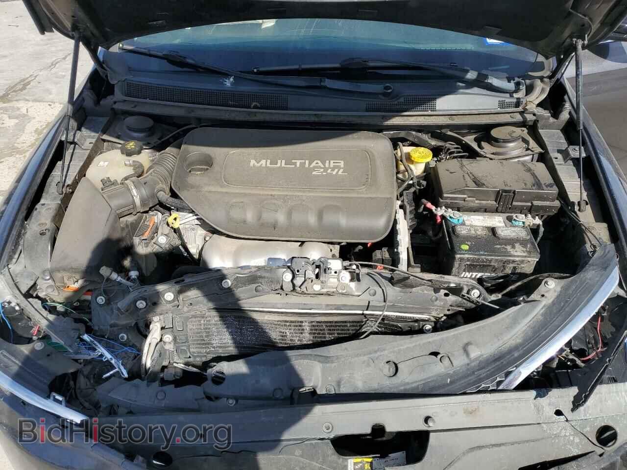 2016 CHRYSLER 200 - VIN: 1C3CCCAB8GN162644 - Фото 11