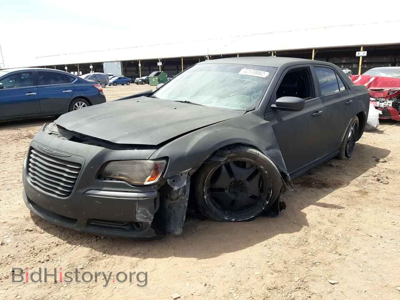 2014 CHRYSLER 300 - VIN: 2C3CCAEG1EH382238 - Фото 2