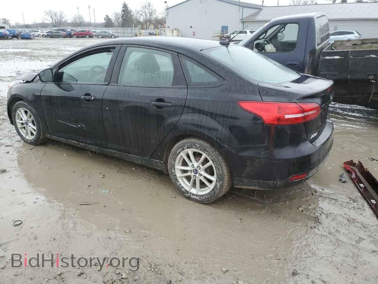 2017 FORD FOCUS - VIN: 1FADP3F2XHL203307 - Photo 2