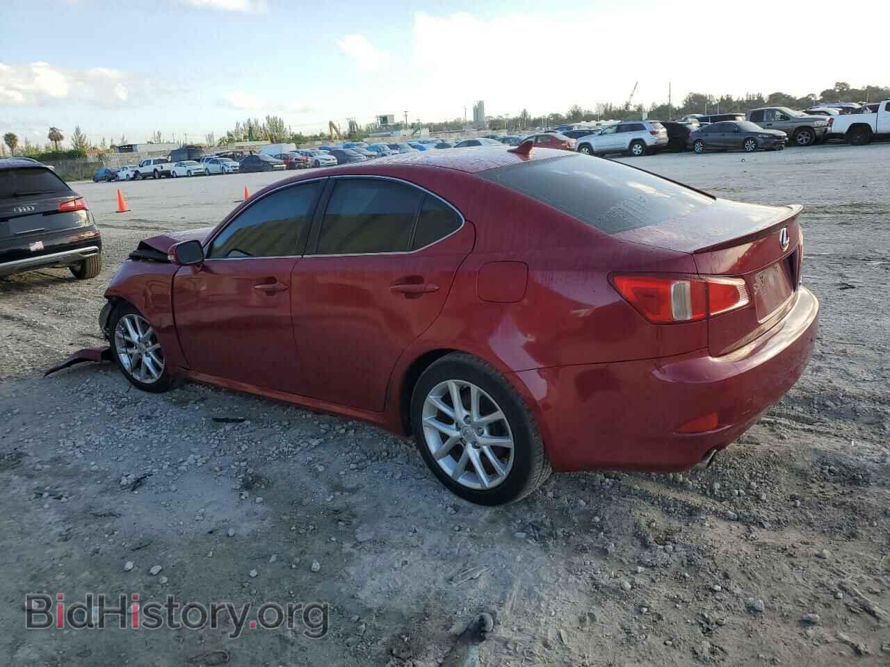 2011 LEXUS IS - VIN: JTHCF5C27B5050288 - Фото 2
