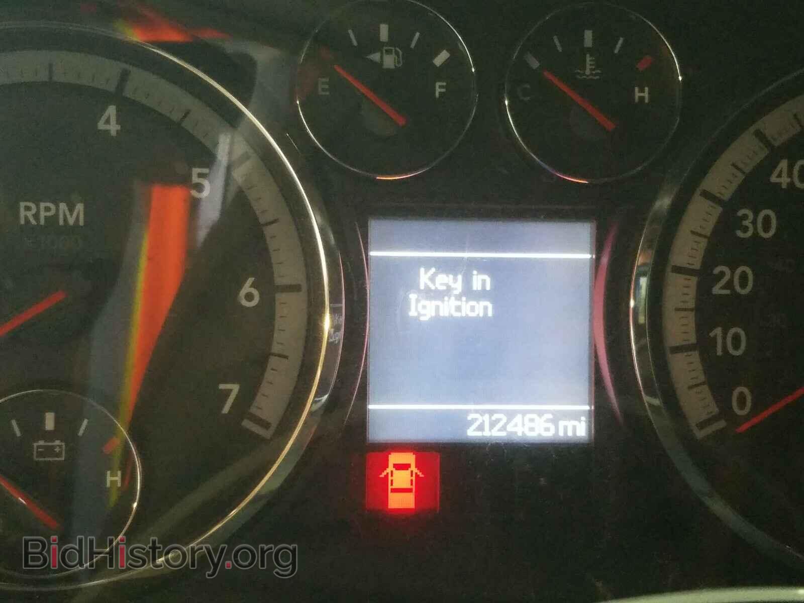 2010 DODGE RAM 1500 - VIN: 1D7RB1CP8AS230963 - Фото 8