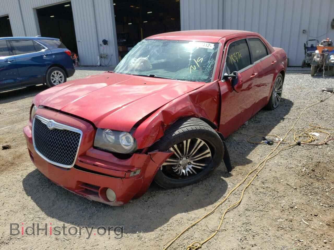 2010 CHRYSLER 300 - VIN: 2C3CA2CV0AH262177 - Фото 2