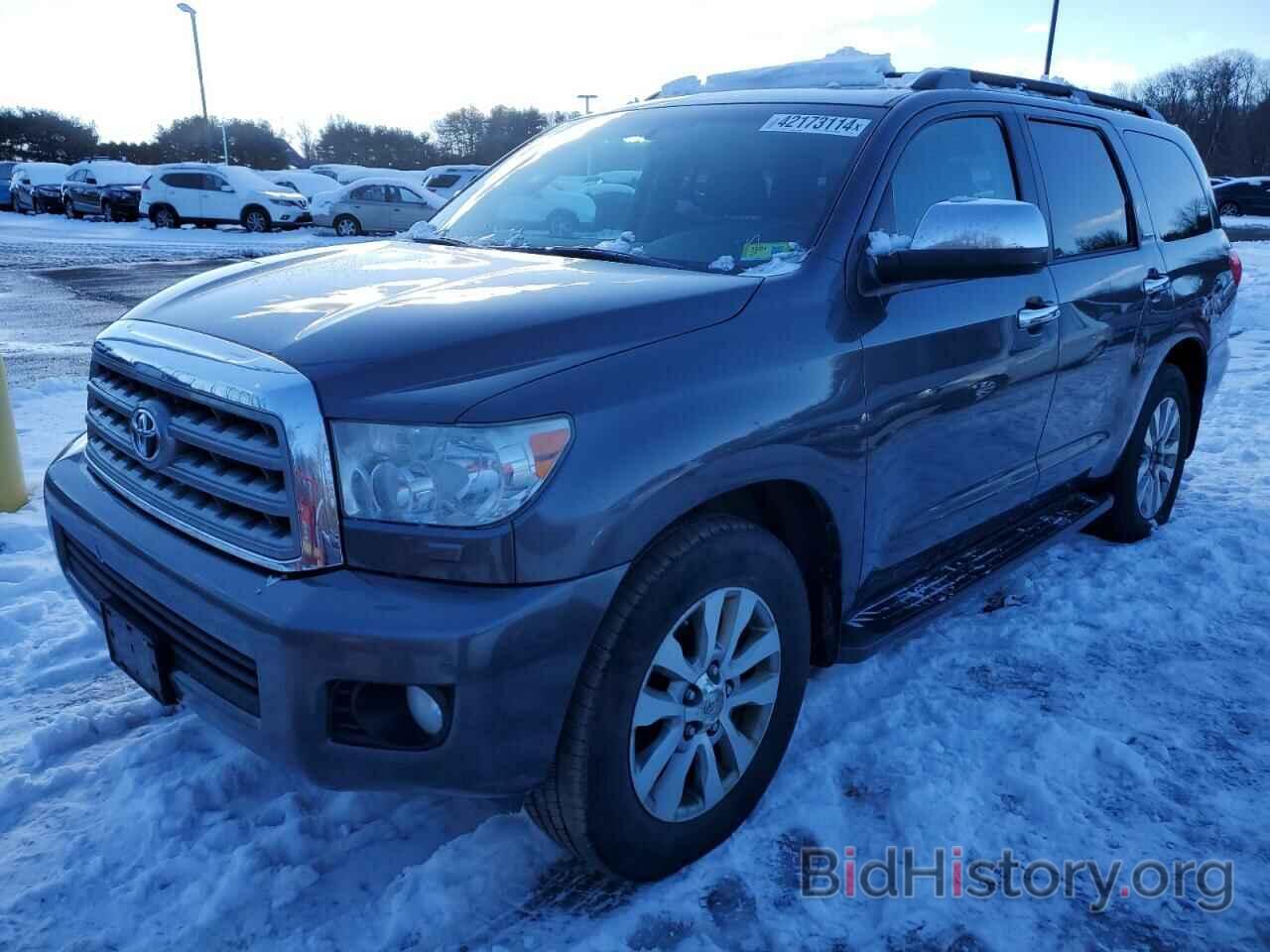 Photo 5TDJY5G16BS050538 - TOYOTA SEQUOIA 2011