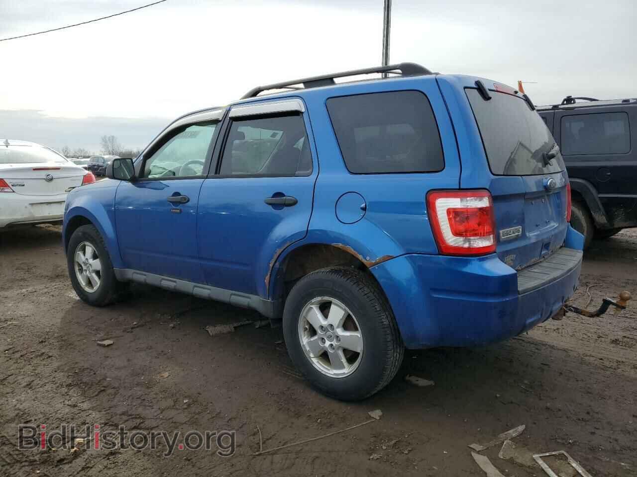 2011 FORD ESCAPE - VIN: 1FMCU9DG2BKA32819 - Фото 2