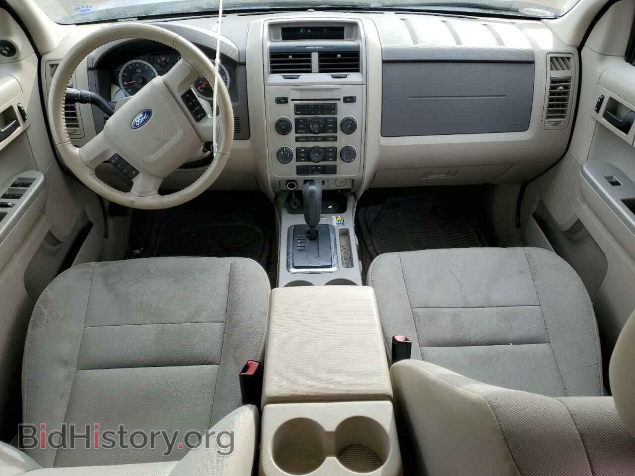2011 FORD ESCAPE - VIN: 1FMCU9DG2BKA32819 - Фото 8