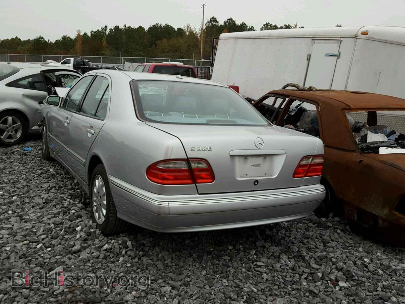 2001 MERCEDES-BENZ E 320 - VIN: WDBJF65J21B333778 - Фото 3