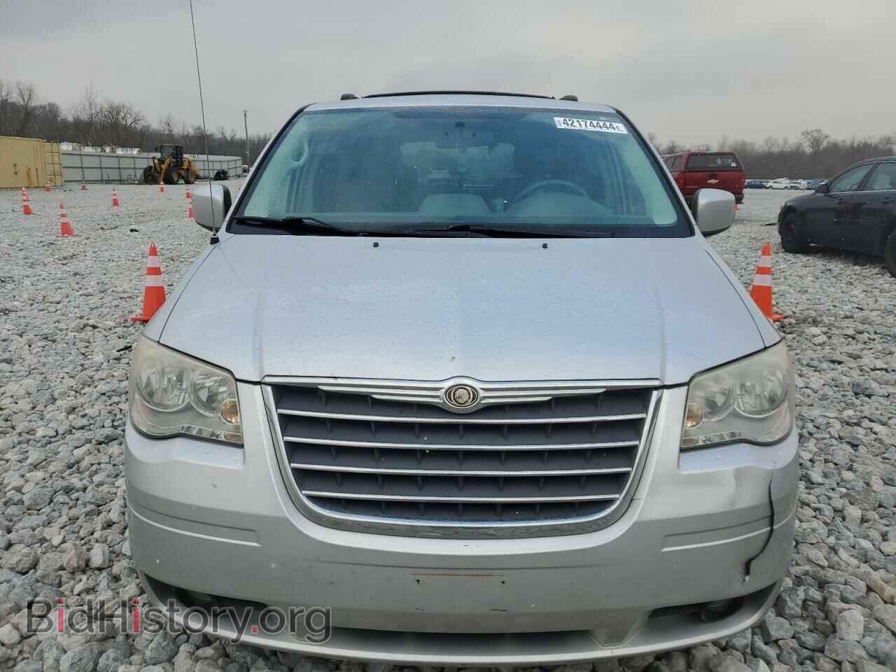 2010 CHRYSLER MINIVAN - VIN: 2A4RR5D10AR300605 - Фото 5