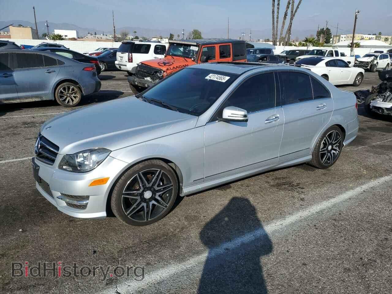 Photo WDDGF4HBXER314497 - MERCEDES-BENZ C-CLASS 2014