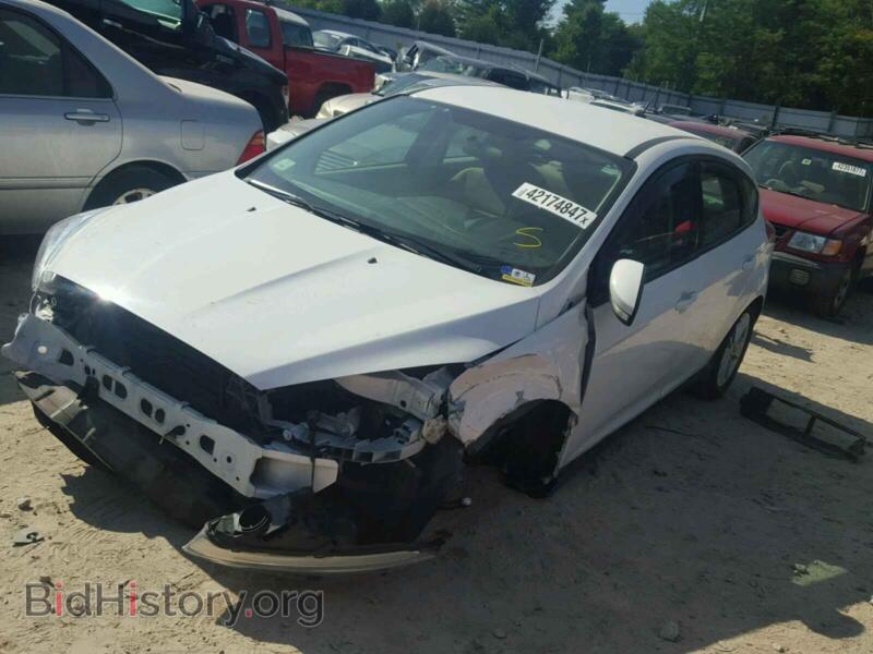 2015 Ford FOCUS (VIN 1FADP3K28FL277392) — фото 2 из 10