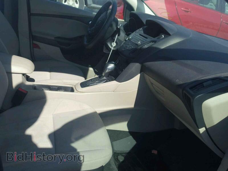 2015 Ford FOCUS (VIN 1FADP3K28FL277392) — фото 5 из 10