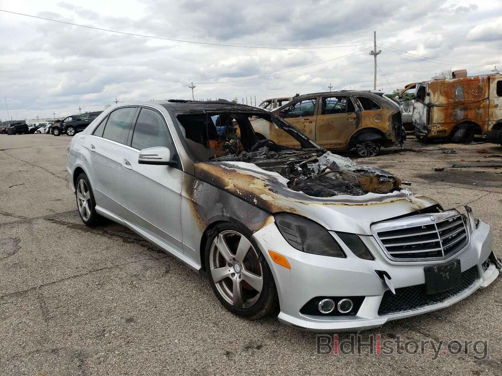 Photo WDDHF8HBXAA240714 - MERCEDES-BENZ E-CLASS 2010