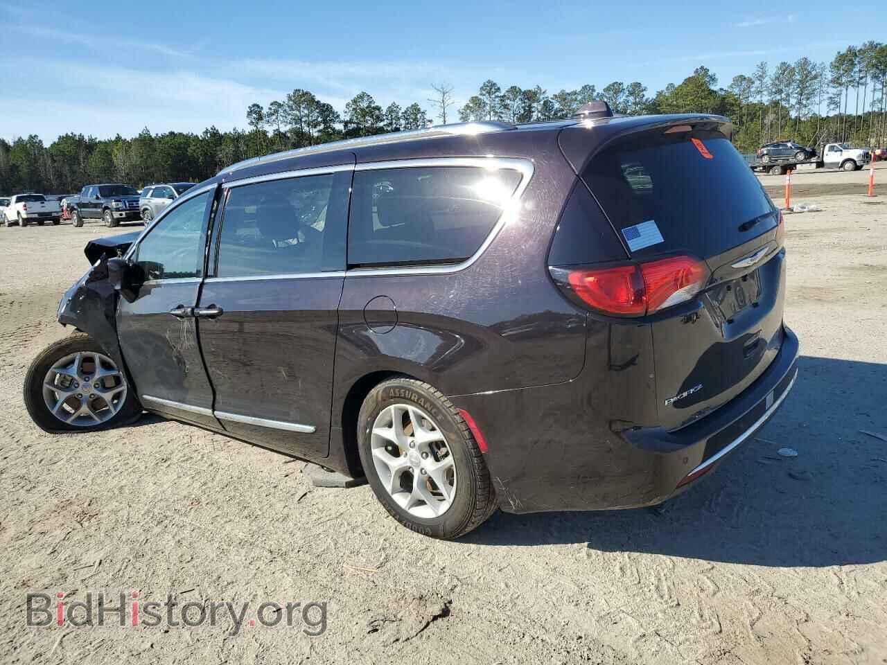 2017 CHRYSLER PACIFICA - VIN: 2C4RC1EG0HR525202 - Photo 2