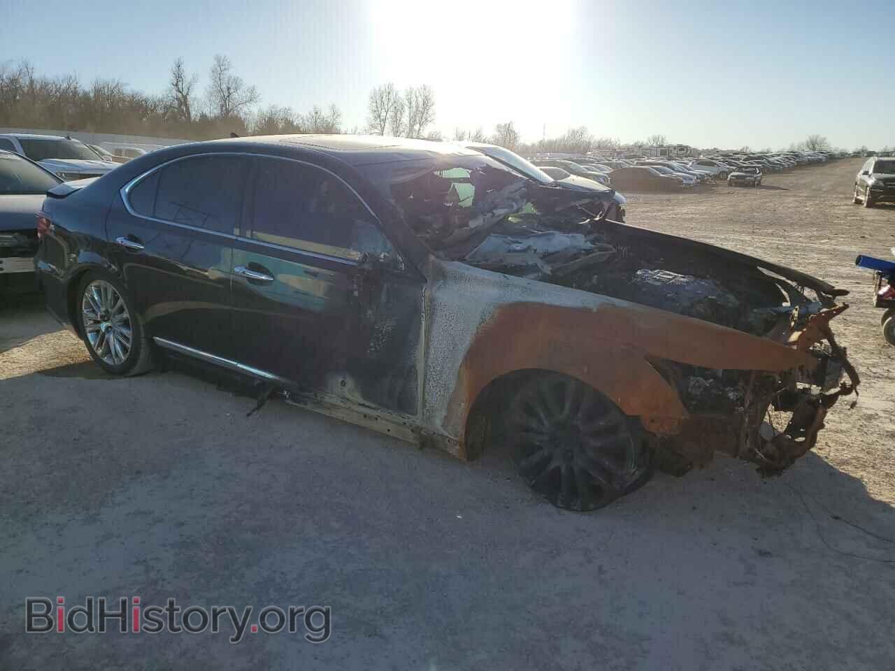 2013 LEXUS LS460 - VIN: JTHCL5EF5D5015504 - Photo 4