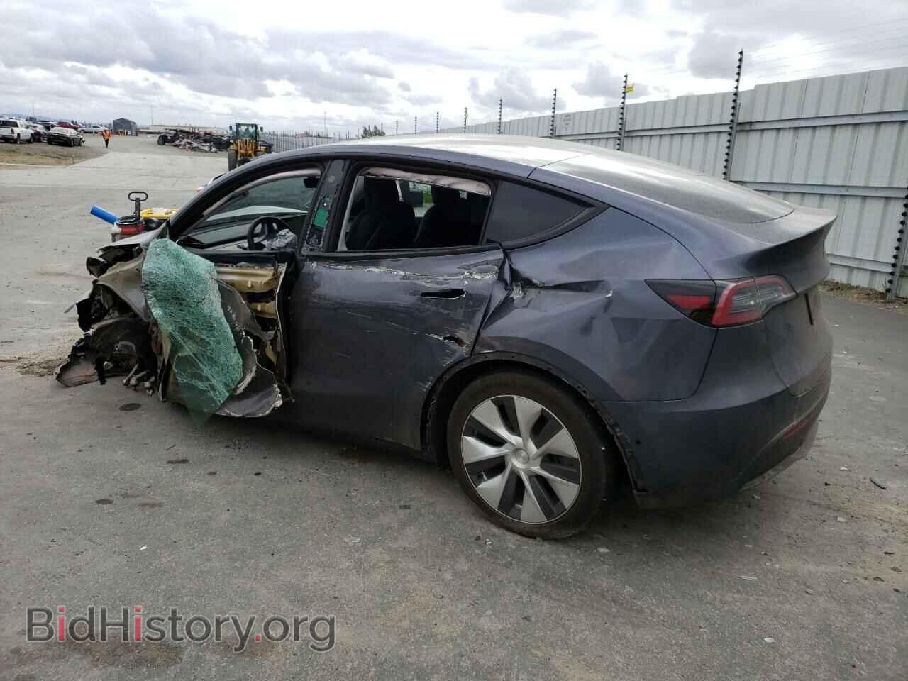 2022 TESLA MODEL Y - VIN: 7SAYGDEE1NF506720 - Фото 2