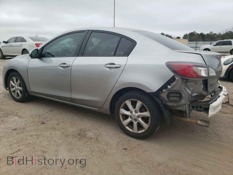 2011 Mazda 3 (VIN JM1BL1VF8B1424963) — фото 2 из 12