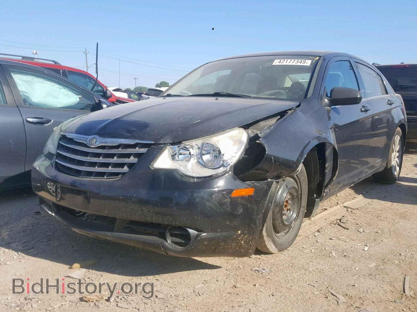 2010 CHRYSLER SEBRING - VIN: 1C3CC5FB1AN169575 - Фото 2