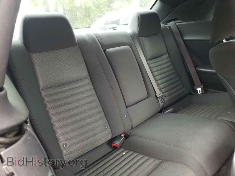 2014 Dodge CHALLENGER (VIN 2C3CDYAG2EH133796) — photo 6 of 10