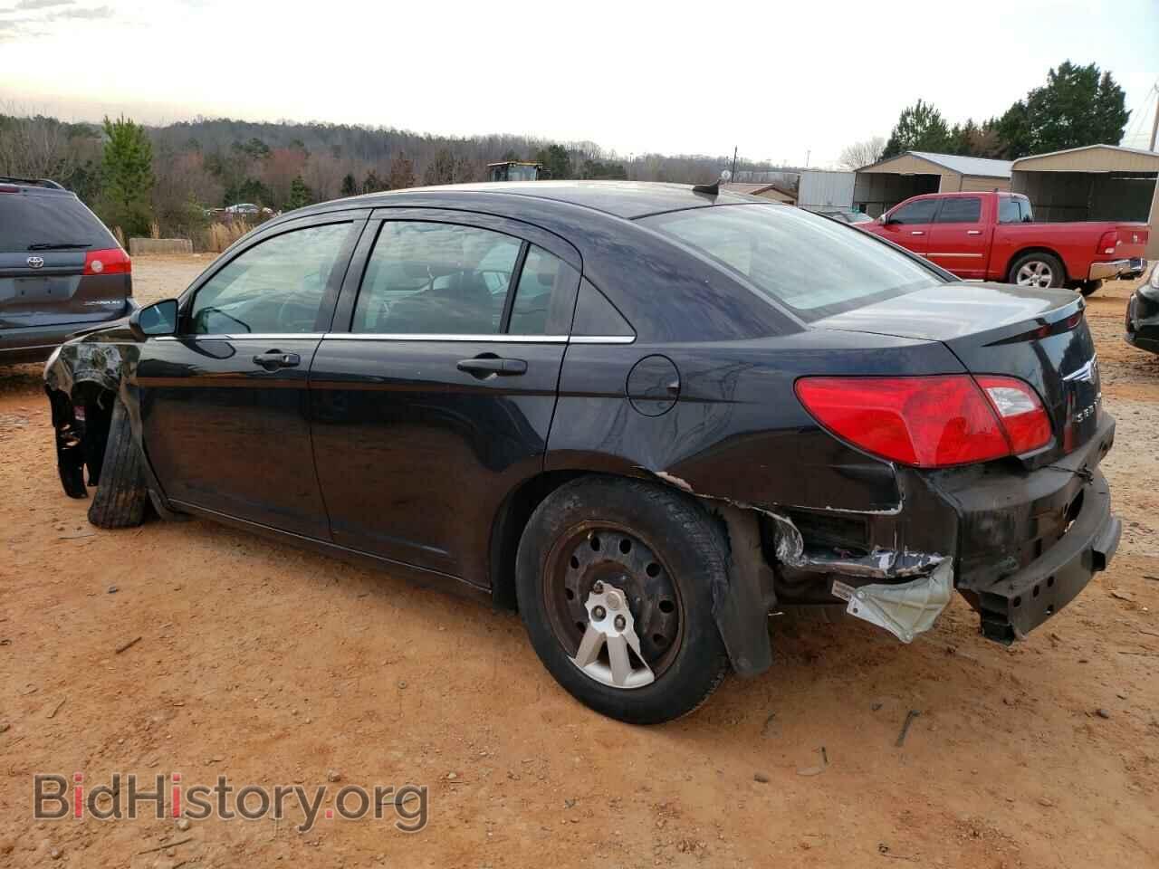2010 CHRYSLER SEBRING - VIN: 1C3CC4FB5AN234065 - Фото 2