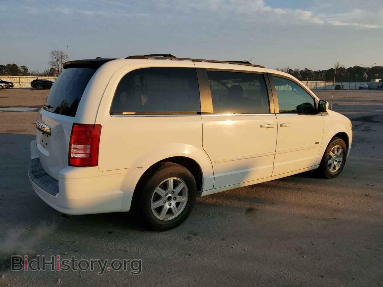 2008 CHRYSLER MINIVAN - VIN: 2A8HR54P58R833865 - Фото 3