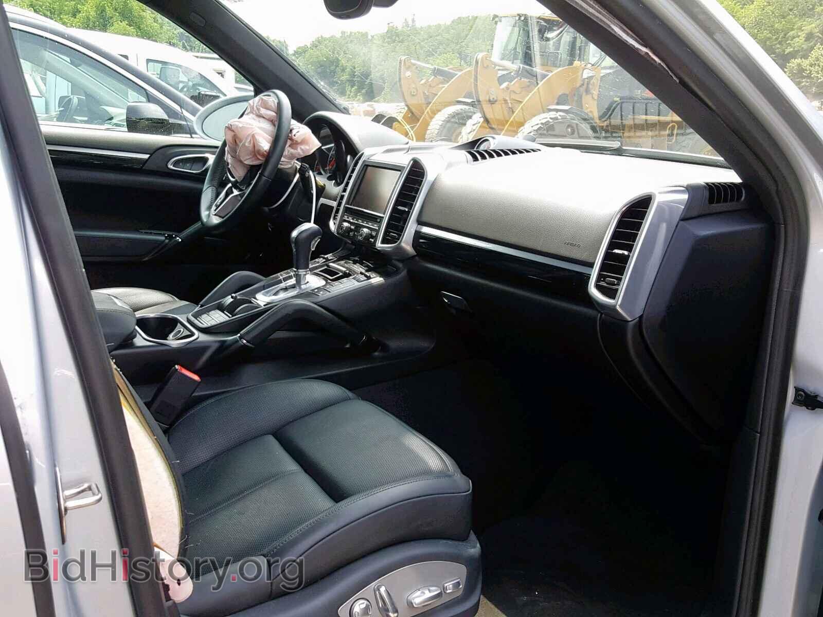2016 PORSCHE CAYENNE - VIN: WP1AA2A29GLA09381 - Photo 5