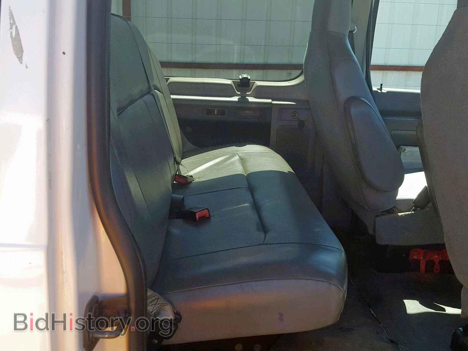 2011 FORD ECONOLINE - VIN: 1FBNE3BL2BDA64430 - Photo 6