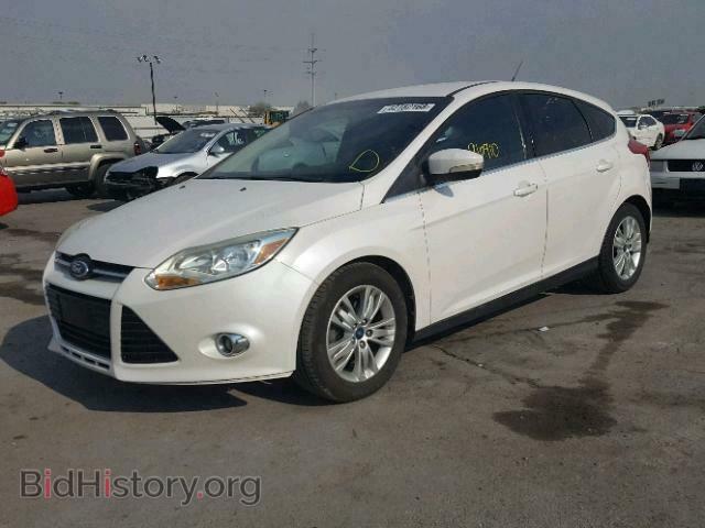 2012 Ford FOCUS (VIN 1FAHP3M21CL120068) — фото 2 из 10