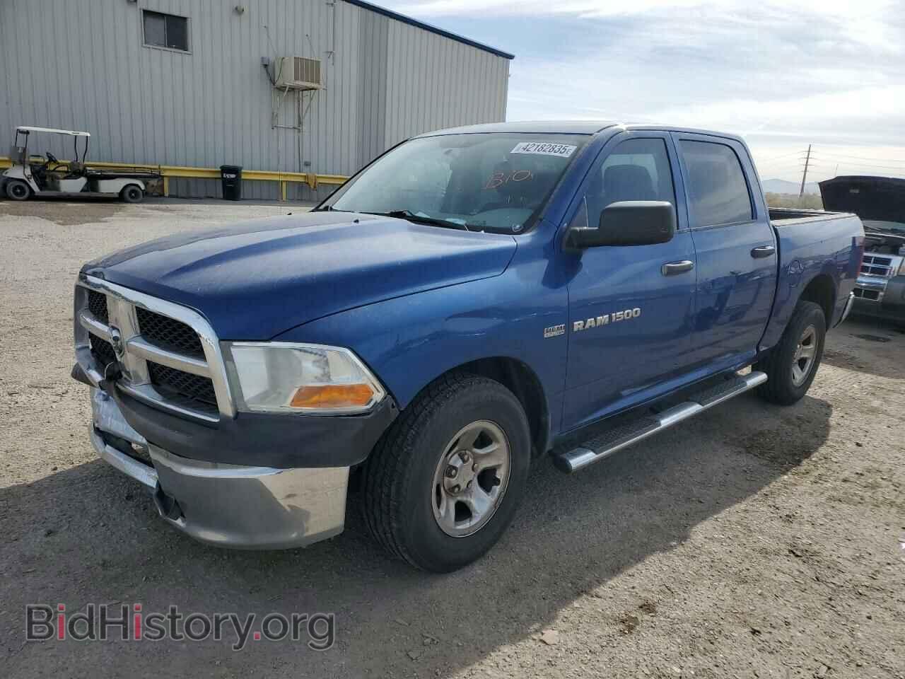 Photo 1D7RB1CT0BS688558 - DODGE All Models 2011