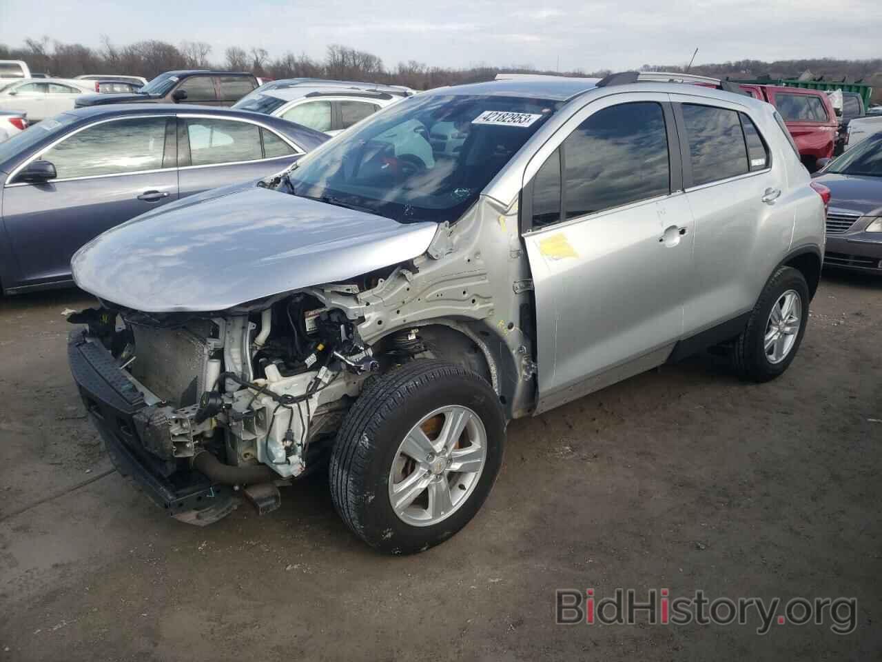 Photo KL7CJPSB2JB613953 - CHEVROLET TRAX 2018