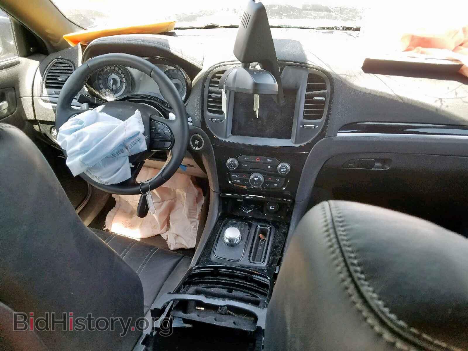 2018 CHRYSLER 300 - VIN: 2C3CCAGG2JH267543 - Фото 9